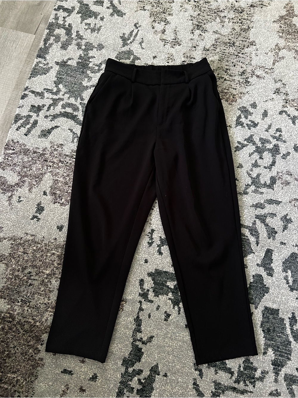 HALARA Black Tailored Tapered Pants
